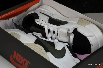 Cut Travis Scott x Check Jordan The 1031